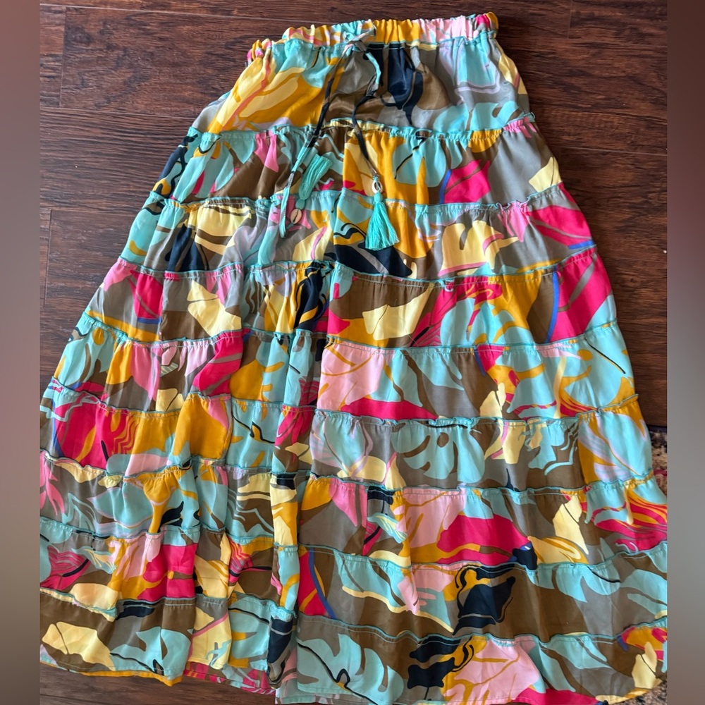 True Destinations Bohemian Resort Wear, Tiered Silky Tropical Gypsy Maxi Skirt S - Picture 7 of 7
